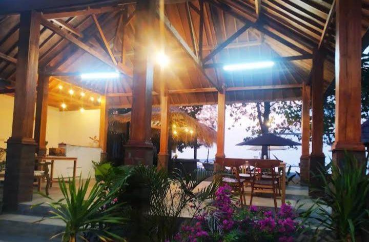 Cemare Cottage Lembar  Luaran gambar